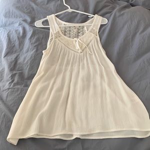 Others Follow tank blouse in cream color size small